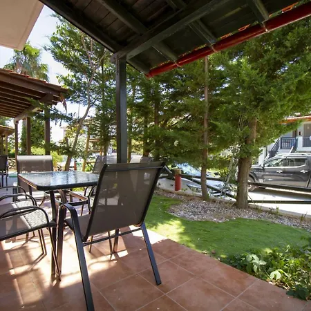 Prázdninový dům Marilou Seafront Haven By Rentalspro - Halkidiki